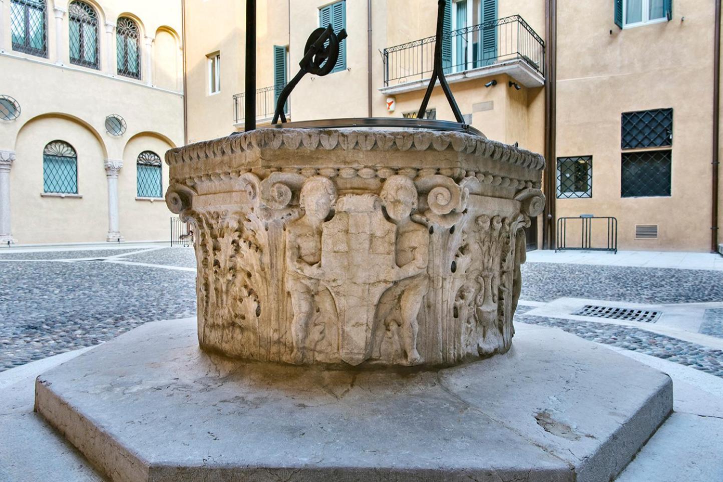 Palazzo Confalonieri Da Lisca Верона Екстер'єр фото